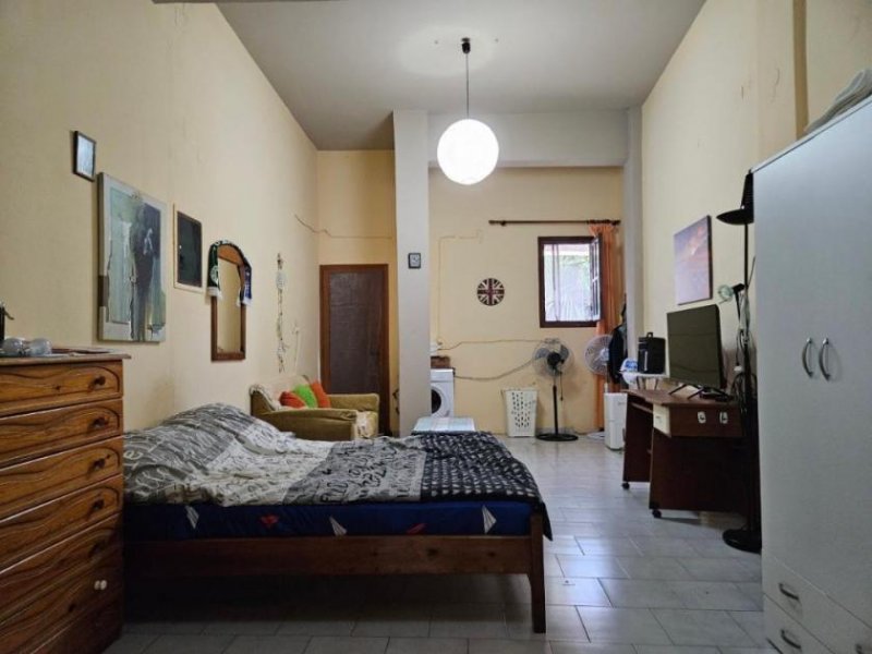 Sisi Kreta, Sisi: Erdgeschosswohnung im Dorfzentrum zu verkaufen Wohnung kaufen